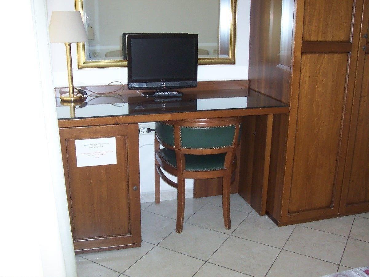 Hotel Caldin'S Чоджия Екстериор снимка